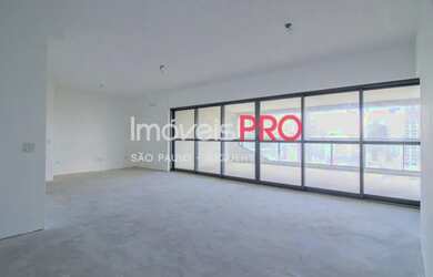 Imagem: O apartamento possui 4 Dormitórios, 5 Banheiros, 4 Vagas na