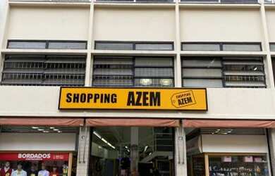 Imagem: O depósito possui 5 Vagas na garagem, 500m² de Área e está