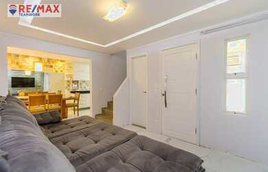 Imagem: A casa em condomínio possui 3 Dormitórios, 3 Banheiros, 2