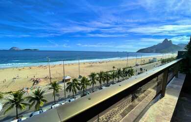 Imagem 8: Cobertura ampla na Vieira Souto - casa suspensa em frente ao mar