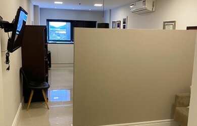 Imagem: O depósito possui 1 Vaga na garagem, 36m² de Área e está