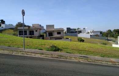 Imagem: O terreno possui 490m² de Área e está localizado em Jardim