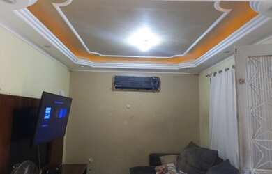 Imagem 6: Casarão Frente De Rua Com Quintal E Terraço Aceitando Carta De Crédito