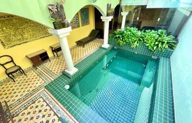 Imagem 5: Cobertura ampla na Vieira Souto - casa suspensa em frente ao mar