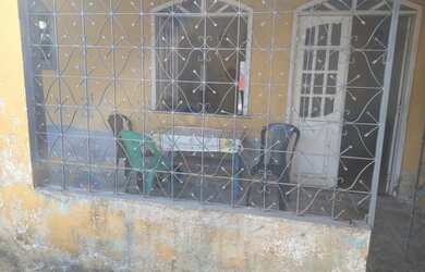 Imagem: A casa possui 2 Dormitórios, 1 Banheiro, 65m² de Área e