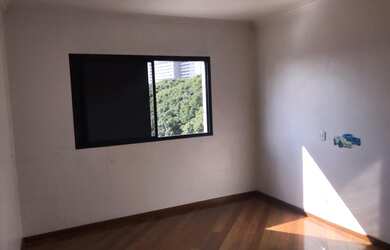 Imagem 7: Apartamento para venda com 138 metros quadrados com 4 quartos em Centro...