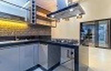 Imagem: A casa possui 3 Dormitórios, 2 Banheiros, 130m² de Área e