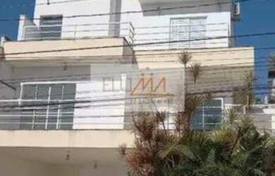 Imagem: A casa em condomínio possui 3 Dormitórios, 4 Banheiros, 4