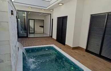 Imagem: A casa em condomínio possui 3 Dormitórios, 3 Banheiros, 2