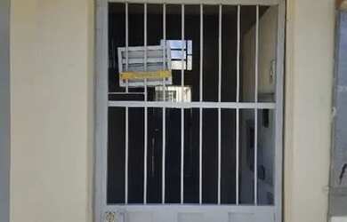 Imagem: A casa possui 2 Dormitórios, 2 Banheiros, 75m² de Área e