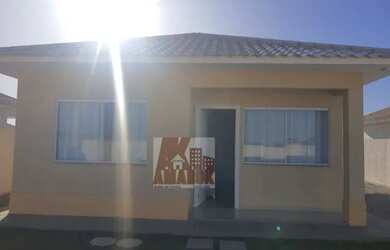 Imagem: A casa possui 2 Dormitórios, 2 Banheiros, 2 Vagas na garagem