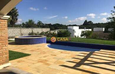 Imagem: A casa em condomínio possui 5 Dormitórios, 2 Banheiros, 5