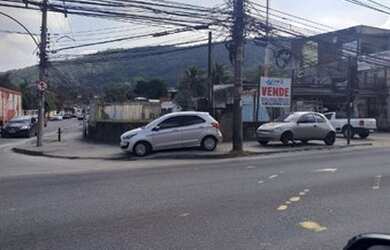 Imagem: O terreno possui 600m² de Área e está localizado em Campo