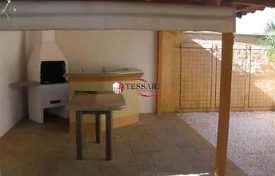 Imagem: A casa em condomínio possui 3 Dormitórios, 3 Banheiros, 2