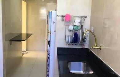 Imagem: O apartamento possui 3 Dormitórios, 1 Banheiro, 1 Vaga na garagem