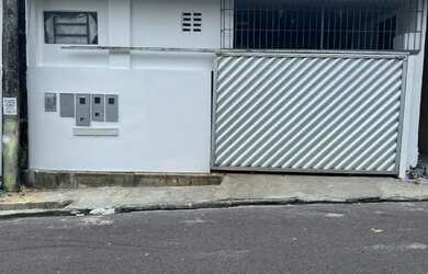 Imagem: A casa possui 1 Dormitório, 1 Banheiro, 40m² de Área e está