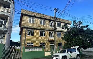 Imagem: O apartamento possui 2 Dormitórios, 1 Banheiro e 1 Vaga na