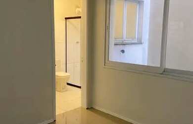 Imagem: O apartamento possui 1 Dormitório, 1 Banheiro, 57m² de Área