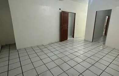 Imagem: O quarto possui Imóvel mobiliado e está localizado em Novo