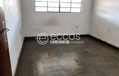 Imagem: O depósito possui 800m² de Área e está localizado em Jóquei