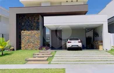 Imagem: A casa em condomínio possui 3 Dormitórios, 3 Banheiros, 2