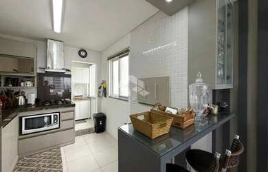 Imagem 10: Apartamento de 2 dormitórios com vista livre e panorâmica, mobiliado...