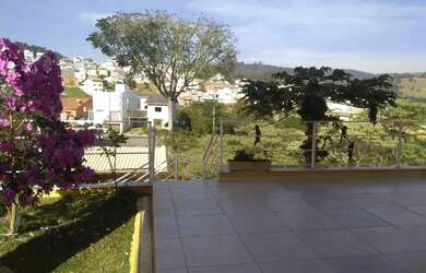 Imagem 5: Sobrado para aluguel e venda tem 380 metros quadrados com 4 quartos