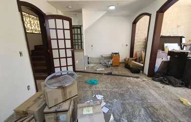 Imagem 12: Vende-se casa na Rua Pedro Guedes com 242M² Composta por 6 Quartos, 4...