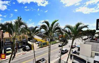 Imagem: O apartamento possui 4 Dormitórios, 3 Banheiros, 3 Vagas na