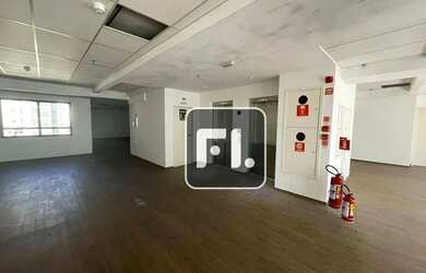 Imagem 8: Conjunto, 250 m² - venda por R$ 2.000.000,09 ou aluguel por R$ 15.500,08/mês...