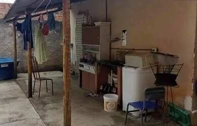 Imagem 9: Casa em Montes Claros, no bairro Vila Greice, à venda