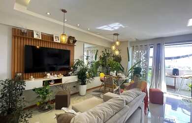 Imagem: O apartamento possui 2 Dormitórios, 2 Banheiros, 2 Vagas na