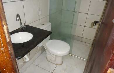 Imagem 13: QR 110 Ótimo Apartamento Terreo com 2 Quartos Escriturado Lado Metrô...