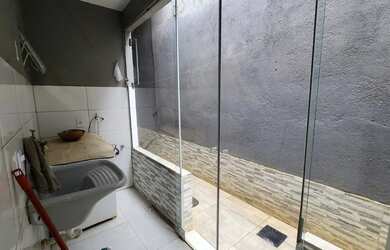 Imagem 4: Vdd casa qnr4 três qts copa valor 205 mil