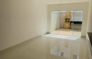 Imagem 2: Casa Duplex 4 Quartos com 2 Suítes - Jardim Camburi - 200m²