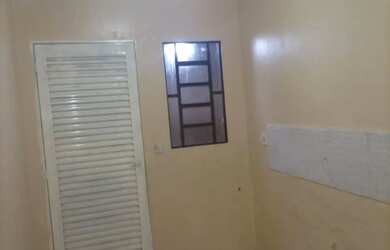 Imagem 8: 2 casas por 210 mil. Varanda, Área de serviço, 194m² de Áreae2 Vagas...