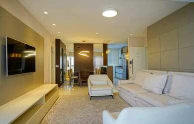 Imagem: O apartamento possui 4 Dormitórios, 4 Banheiros, 2 Vagas na