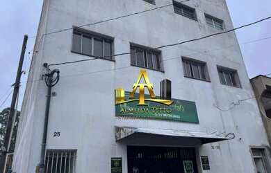 Imagem: O depósito possui 600m² de Área e está localizado em Jardim