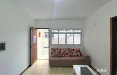 Imagem: O apartamento possui 1 Dormitório, 1 Banheiro, 1 Vaga na garagem