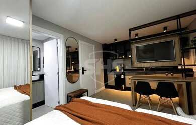 Imagem: O apartamento possui 1 Dormitório, 1 Banheiro, 27m² de Área