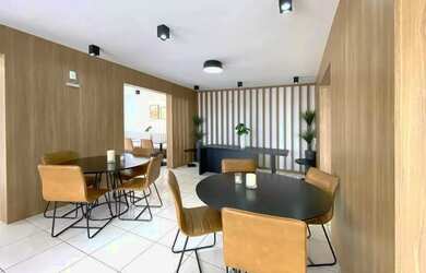 Imagem: O apartamento possui 2 Dormitórios, 2 Banheiros, 1 Vaga na