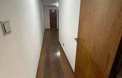 Imagem 14: Ref.: 4014 - Excelente 4 quartos, 2 suítes, um por andar, alto padrão na Rua Rei Alberto