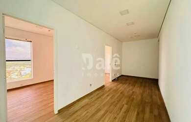 Imagem: O depósito possui 1 Vaga na garagem, 56m² de Área e está