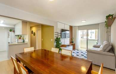 Imagem: O apartamento possui 2 Dormitórios, 2 Banheiros, 1 Vaga na