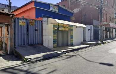 Imagem: A casa possui 2 Dormitórios, 1 Banheiro, 1 Vaga na garagem