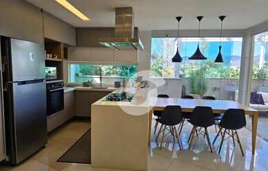 Imagem: O apartamento na cobertura possui 3 Dormitórios, 3 Banheiros