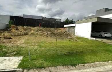 Imagem: O terreno possui 250m² de Área e está localizado em Novo