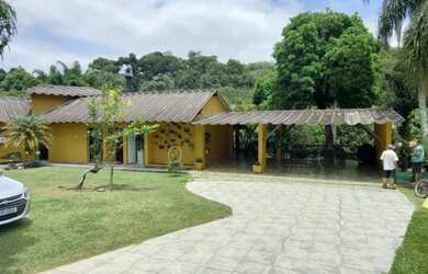 Imagem: Casa em Rua Grécia - Jardim do Rio Cotia - Cotia/SP