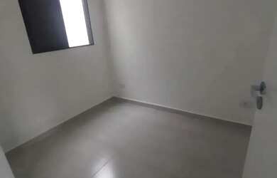 Imagem: O apartamento possui 2 Dormitórios, 1 Banheiro, 33m² de Área