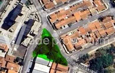 Imagem: O terreno possui 598m² de Área e está localizado em Parque